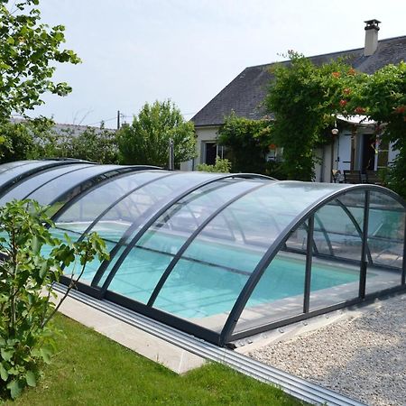 Au Coeur Du Bien-Etre, Chalet Avec Piscine Chauffee Et Couverte, Spa, Sauna, Massages Monteaux Екстериор снимка